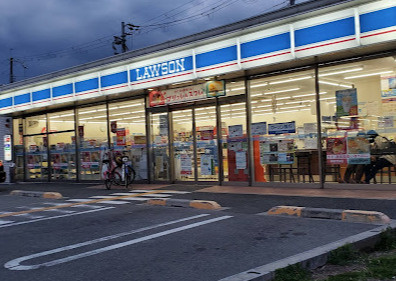 【コンビニエンスストア】ローソン　八尾福万寺一丁目店まで969ｍ