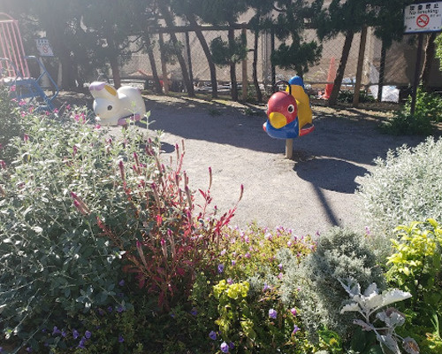 【公園】松ヶ丘児童遊園まで377ｍ