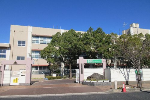 【小学校】大阪狭山市立東小学校まで780ｍ