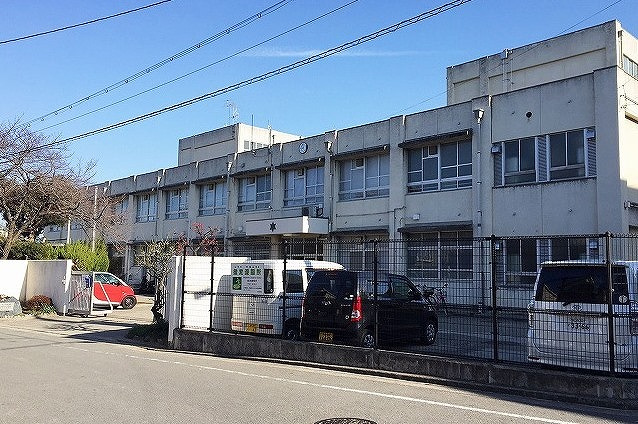 【中学校】登美丘中学校まで1370ｍ