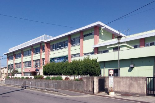 【小学校】貝塚市立中央小学校まで1100ｍ