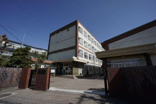 【中学校】名古屋市立山田中学校まで2557ｍ