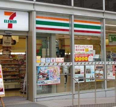 【コンビニエンスストア】セブンイレブン　大阪堺筋本町店まで141ｍ