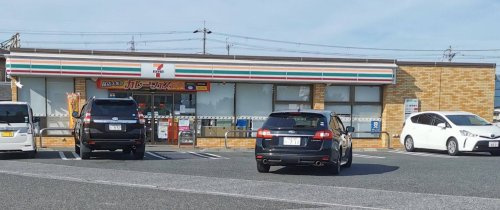【コンビニエンスストア】セブンイレブン　八日市インター店まで1478ｍ