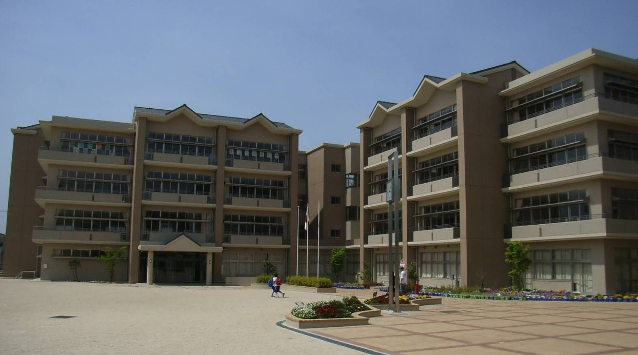 【小学校】野洲市立野洲小学校まで707ｍ