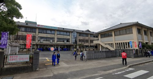 【中学校】近江八幡市立八幡中学校まで1742ｍ