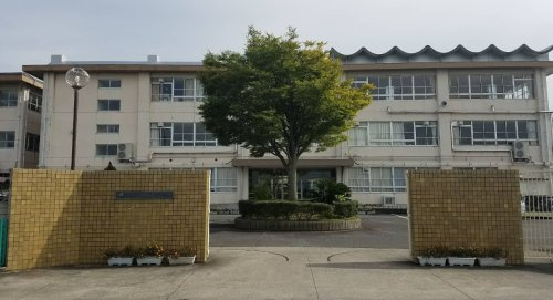 【中学校】近江八幡市立八幡西中学校まで1281ｍ
