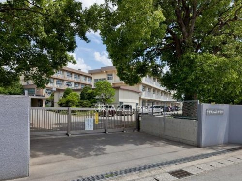 【中学校】山王中まで1400ｍ