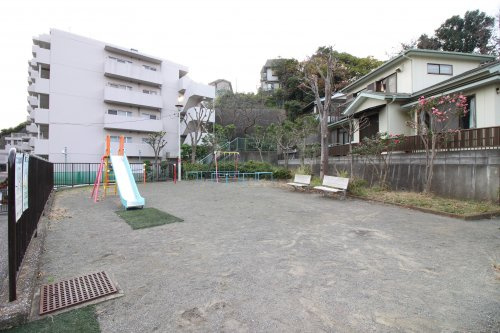 【公園】二葉2丁目第2公園まで420ｍ