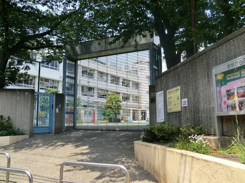 【小学校】目黒区立菅刈小学校まで897ｍ