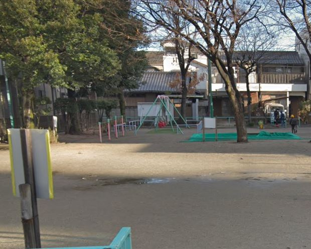 【公園】五番町公園まで320ｍ