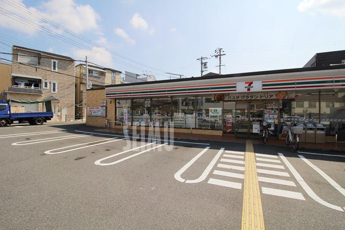 【コンビニエンスストア】セブンイレブン　大阪今福南1丁目店まで400ｍ