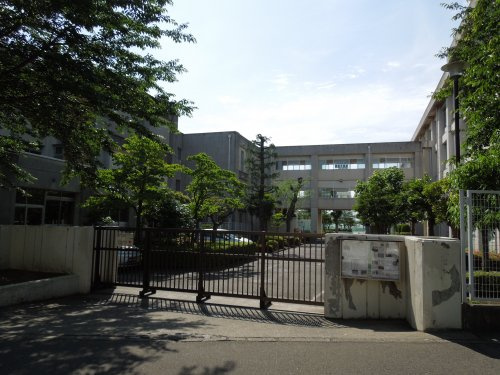 【中学校】藤沢市立滝の沢中学校まで797ｍ