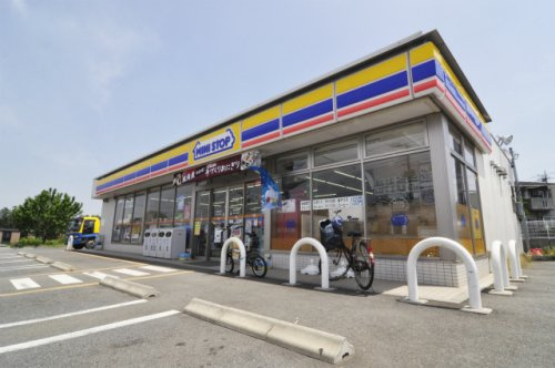 【コンビニエンスストア】ミニストップ嵐山川島店まで367ｍ