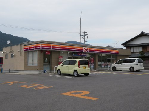 【コンビニエンスストア】ファミリーマート唐崎一丁目店まで1368ｍ