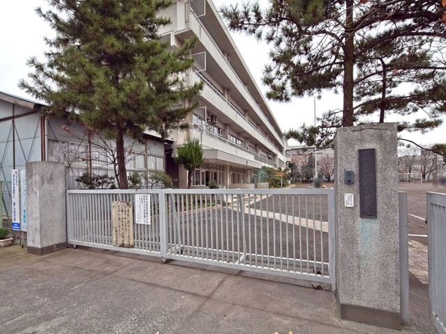 【中学校】東久留米市立大門中学校まで713ｍ