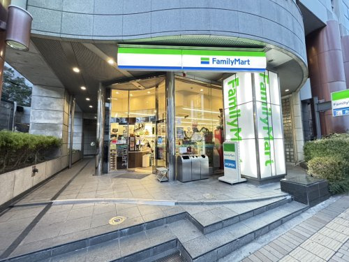【コンビニエンスストア】ファミリーマート新神戸駅前店まで173ｍ