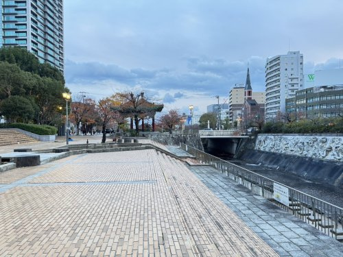 【公園】生田川公園まで178ｍ