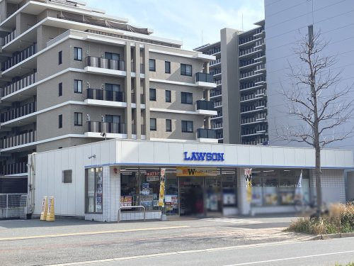 【コンビニエンスストア】ローソン　明石大久保ゆりのき通店まで798ｍ