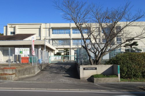 【小学校】堺市立槇塚台小学校まで660ｍ
