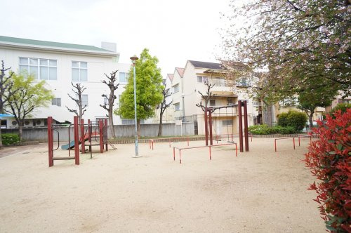 【公園】喜連北第二公園まで350ｍ