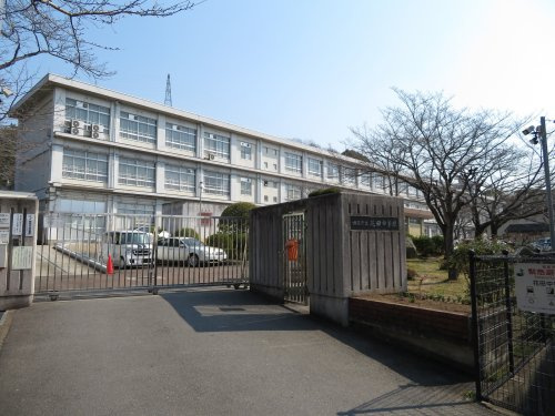 【中学校】花田中学校まで3100ｍ