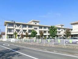 【小学校】八幡小学校まで1015ｍ