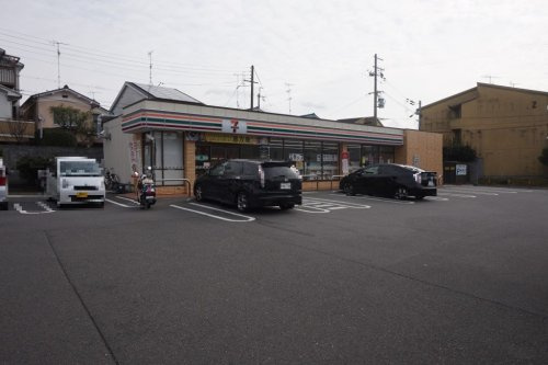 【コンビニエンスストア】セブンイレブン　宇治三室戸店まで1459ｍ
