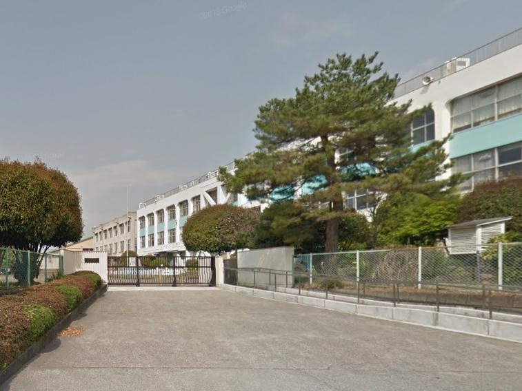 【小学校】入間市立狭山小学校まで702ｍ