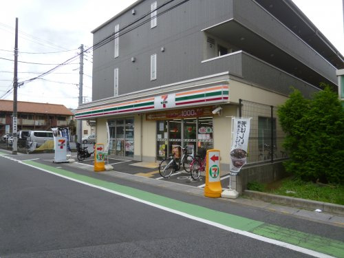 【コンビニエンスストア】セブンイレブン　草加谷塚1丁目店まで200ｍ