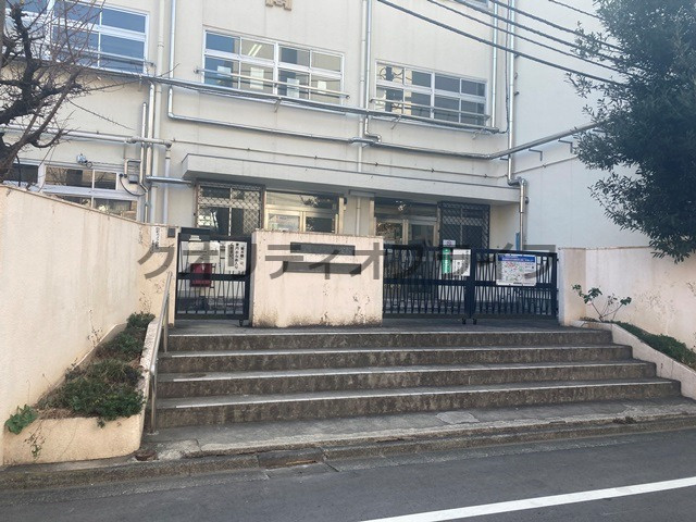 【中学校】渋谷区立広尾中学校まで1158ｍ