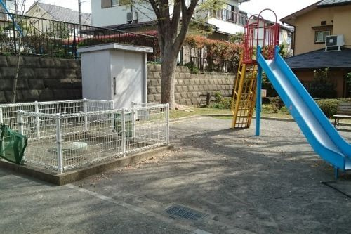 【公園】平戸坂下公園まで982ｍ