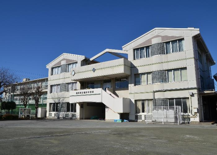 【中学校】桶川市立桶川中学校まで683ｍ