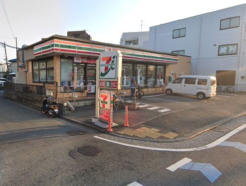 【コンビニエンスストア】セブンイレブン茅ケ崎南湖店まで433ｍ