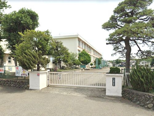 【小学校】座間市立栗原小学校まで521ｍ