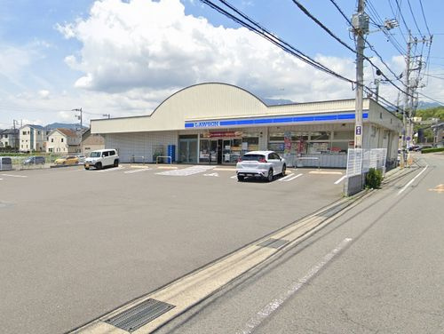 【コンビニエンスストア】ローソン伊勢原高森7丁目店まで554ｍ