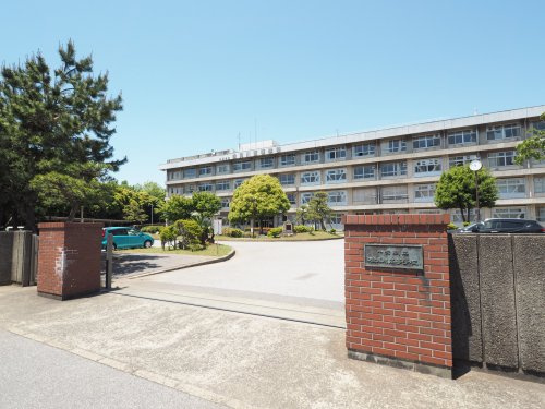 【高校】千葉県立検見川高等学校まで857ｍ