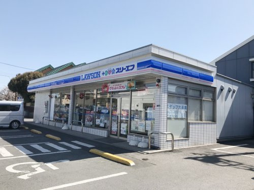【コンビニエンスストア】ローソン　LAWSON+スリーエフ朝霞本町一丁目店まで360ｍ