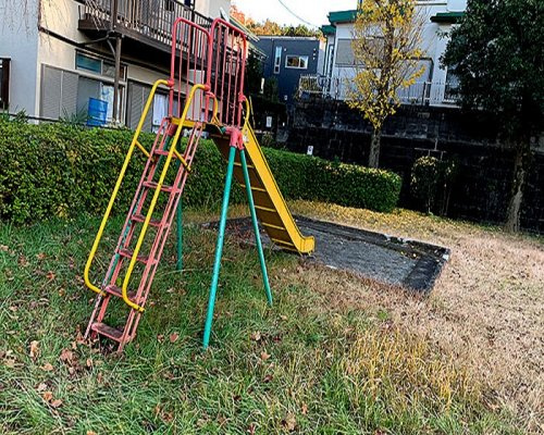 【公園】絹ケ丘公園まで537ｍ