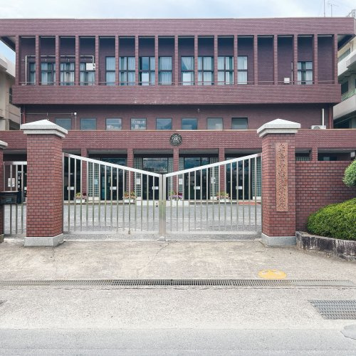 【小学校】大和高田市立浮孔西小学校まで823ｍ