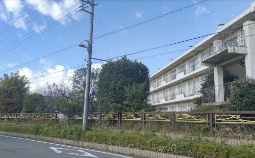 【小学校】嵐山町立菅谷小学校まで2157ｍ