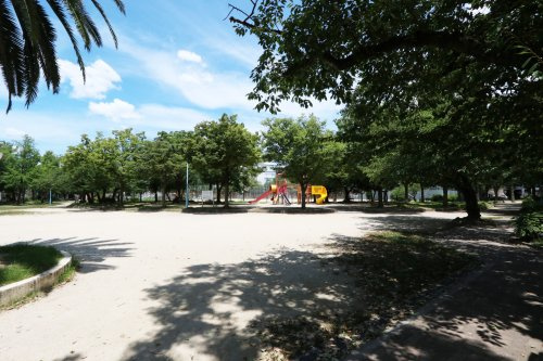 【公園】本庄公園まで267ｍ