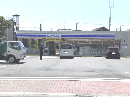 【コンビニエンスストア】ローソン寒川岡田西店まで484ｍ