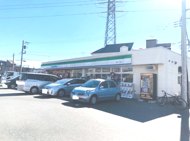 【コンビニエンスストア】ファミリーマート寒川一之宮店まで125ｍ