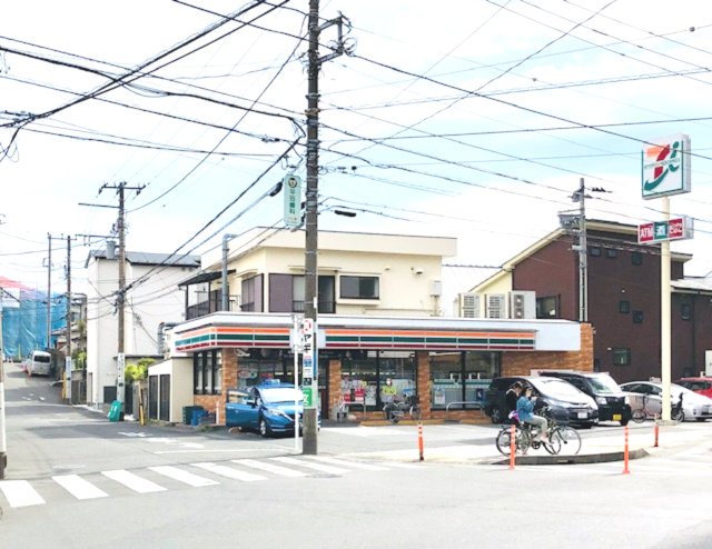 【コンビニエンスストア】セブンイレブン　茅ケ崎幸町店まで307ｍ