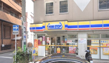 【コンビニエンスストア】ミニストップ　新栄町店まで545ｍ