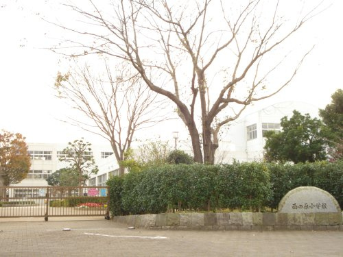【小学校】印西市立西の原小学校まで725ｍ