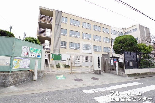 【小学校】安井小学校まで315ｍ