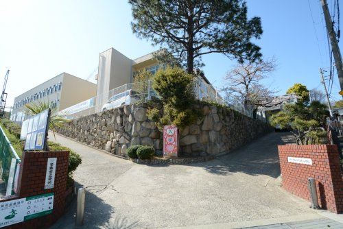 【小学校】神戸市立御影北小学校まで682ｍ