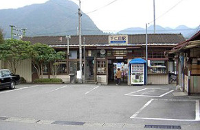【駅】下仁田駅まで181ｍ